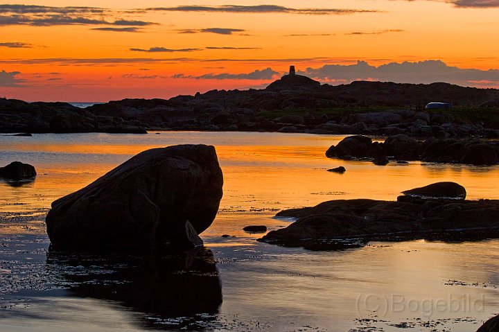 Varberg klippor hav.jpg